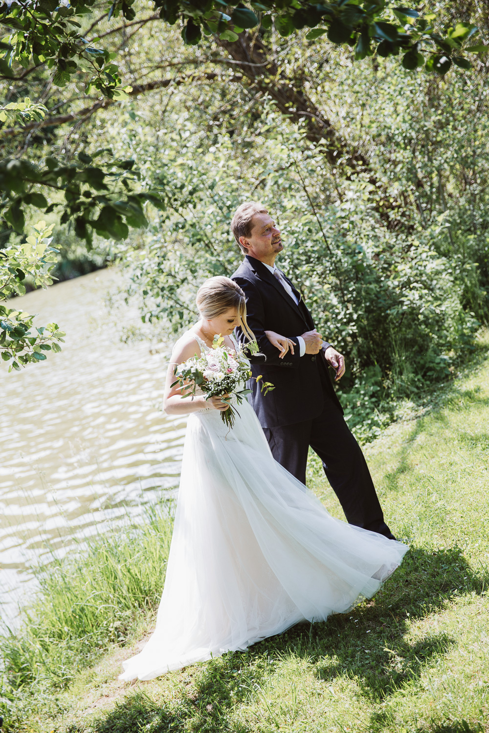 reportage Sommerhochzeit am Teich 17