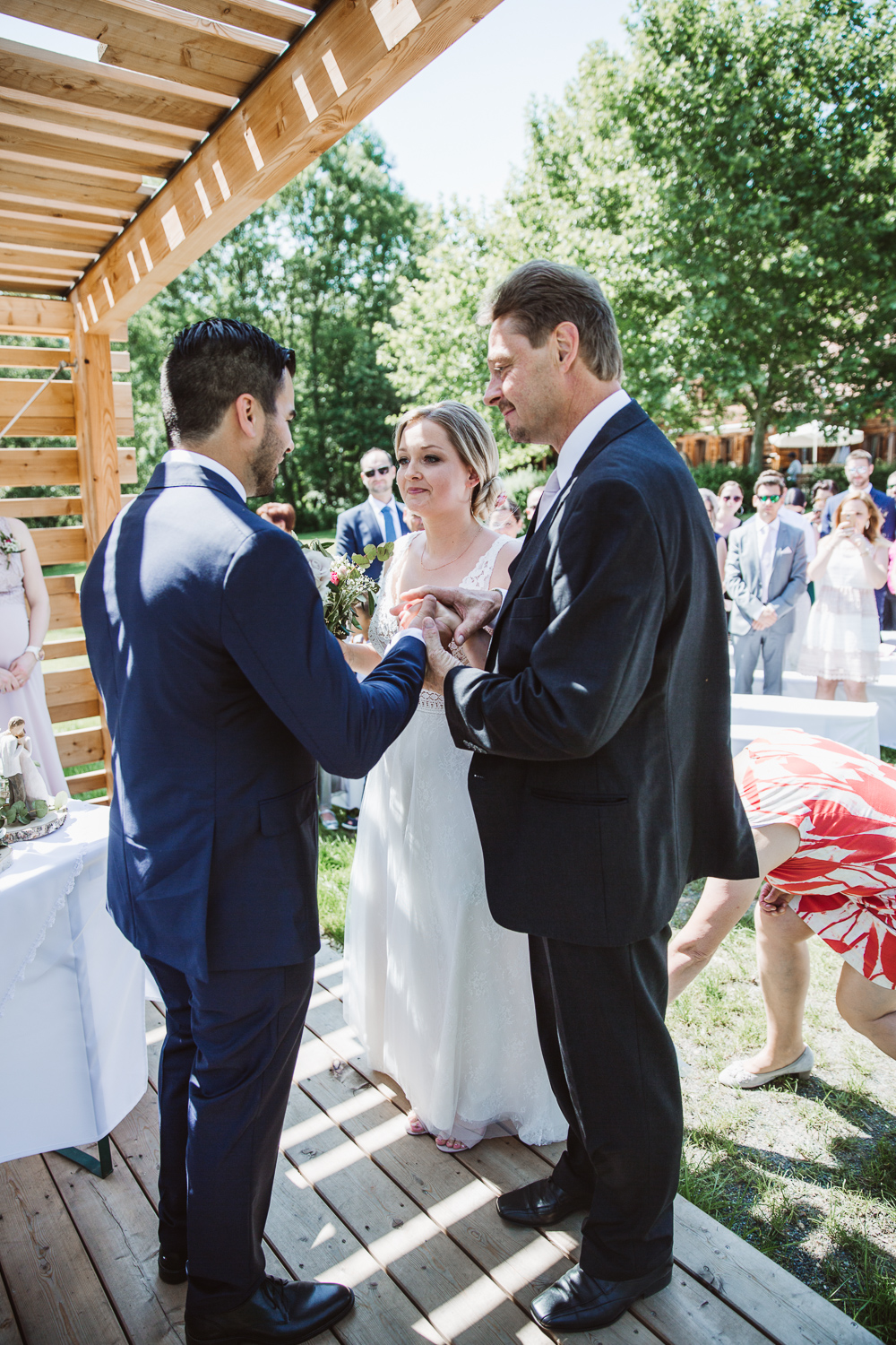 reportage Sommerhochzeit am Teich 20