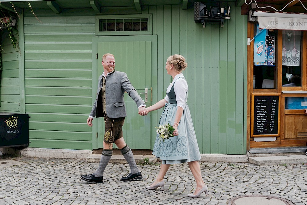 reportage Hochzeit mit Oldtimer-Ausflug in München 35