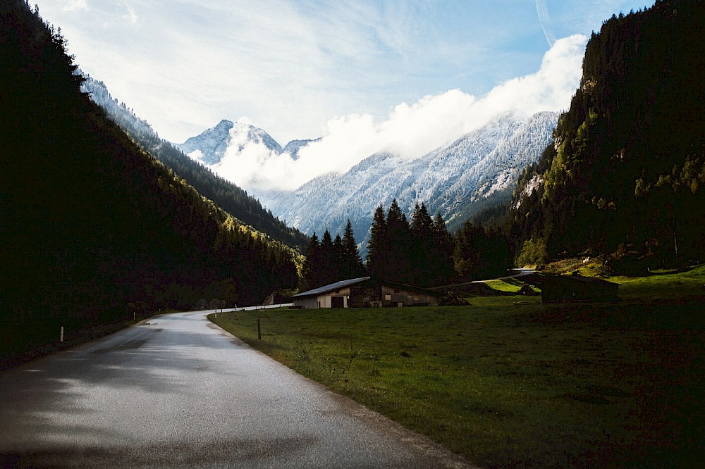 reportage Elopement im Zillertal - eine Hochzeit auf der Hängebrücke 8