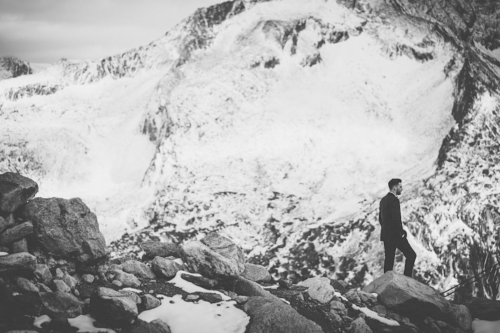 reportage Elopement im Zillertal - eine Hochzeit auf der Hängebrücke 26