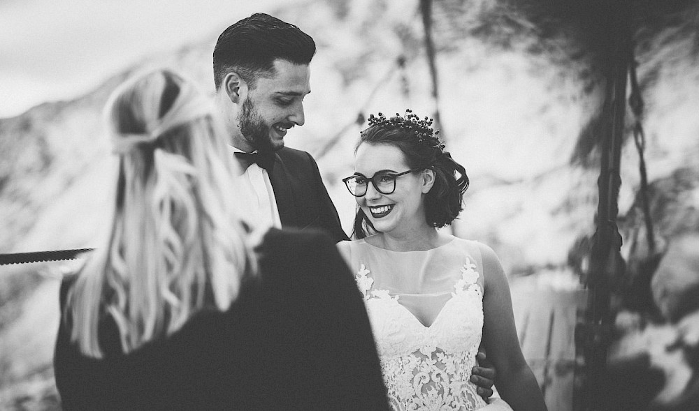 reportage Elopement im Zillertal - eine Hochzeit auf der Hängebrücke 33