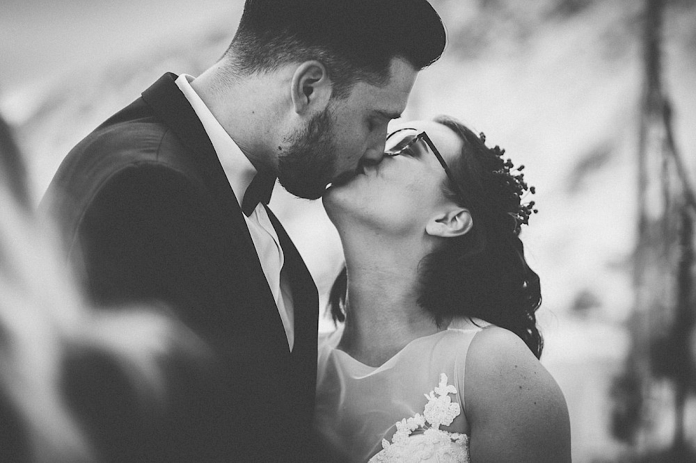 reportage Elopement im Zillertal - eine Hochzeit auf der Hängebrücke 34