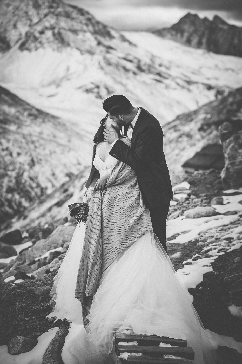 reportage Elopement im Zillertal - eine Hochzeit auf der Hängebrücke 42