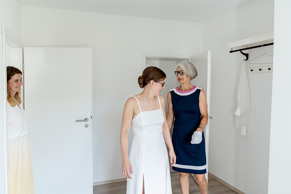 reportage Landhochzeit im Garten in Rees 17