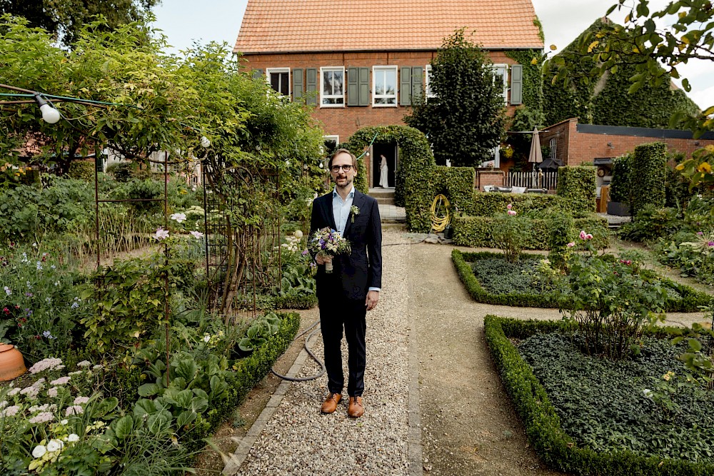 reportage Landhochzeit im Garten in Rees 19