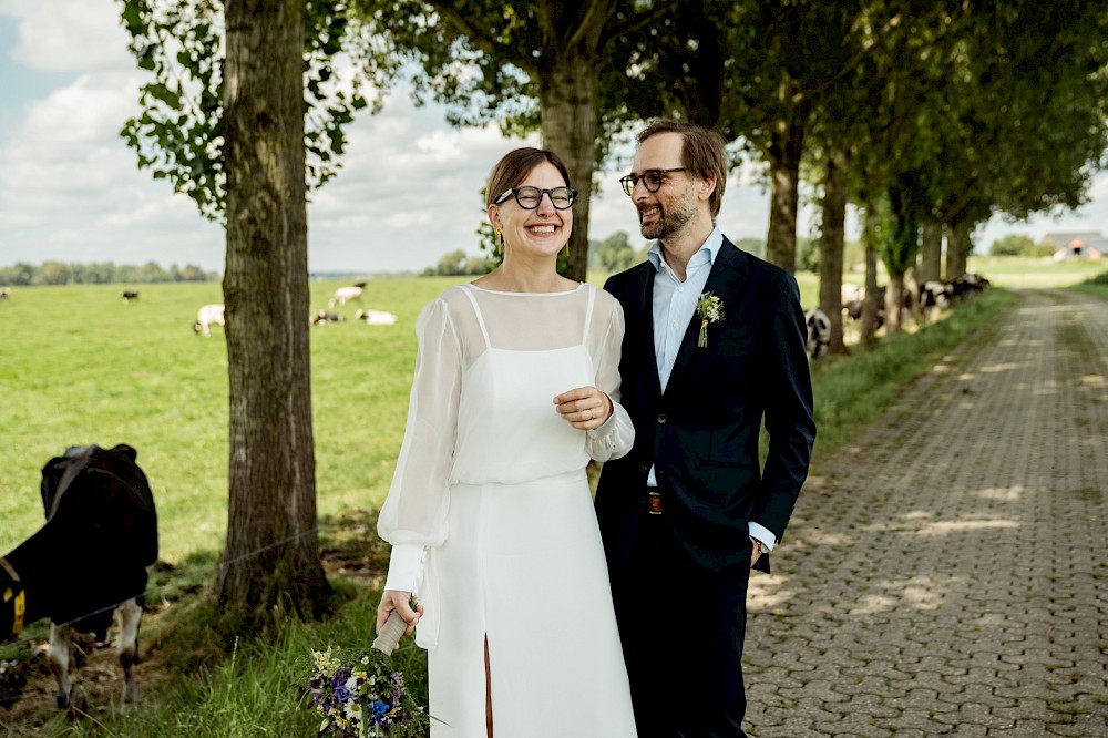 reportage Landhochzeit im Garten in Rees 45