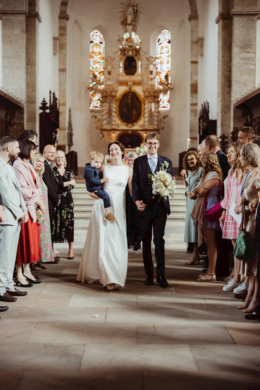 reportage Kirchliche Trauung und Feier auf Schloss Neuenburg 12