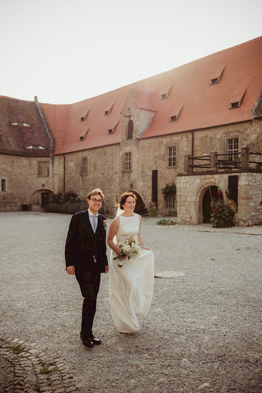 reportage Kirchliche Trauung und Feier auf Schloss Neuenburg 17